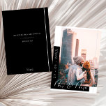 Chic Black and White Foto Wedding Save The Date<br><div class="desc">Schwarz-Weiß-Foto Hochzeit speichern Sie die Datumskarte. - Set den Ton für Ihre Feier mit dieser schicken schwarz-weiß Hochzeit speichern Sie das Datum. Mit klaren Linien,  modernen Schriftart und Platz für Ihr Lieblingspärchen Foto,  ist es eine zeitlose Wahl für ein stilvolles,  minimalistisches Event.</div>