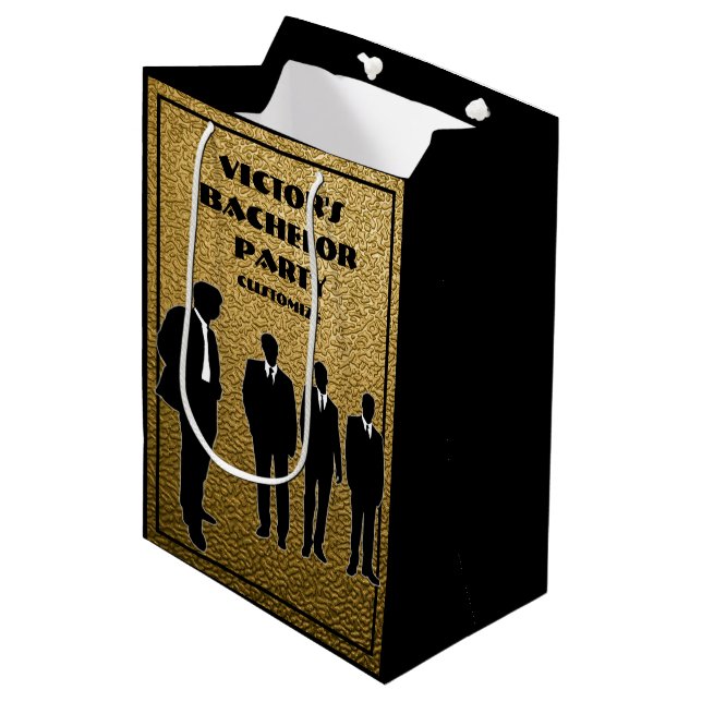 Chic Black & Gold Bachelor Party Mittlere Geschenktüte (Vorderseite Schrägansicht)