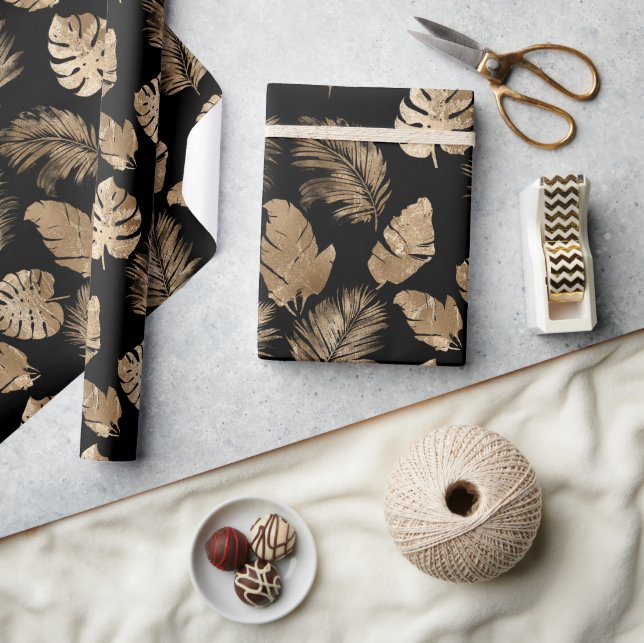 Chic Black Gold Tropical Blätter Geschenkpapier (Kunsthandwerk)