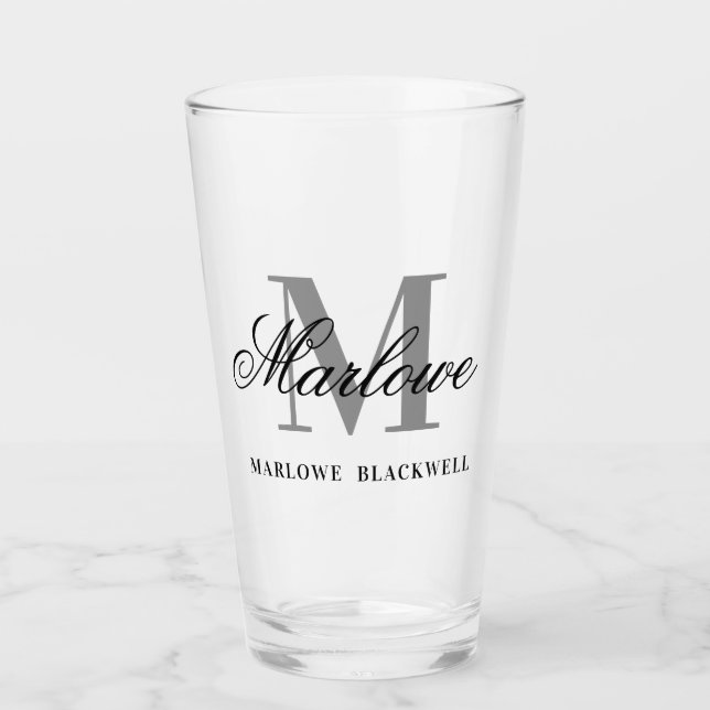 Chic Black Gray Monogram Calligraphy Glas (Vorderseite)