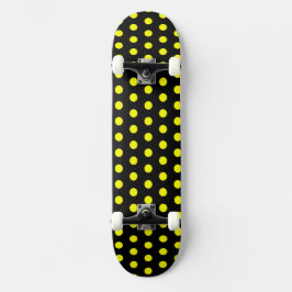 Chic Black Skateboard mit Niedlichem gelben Punktm