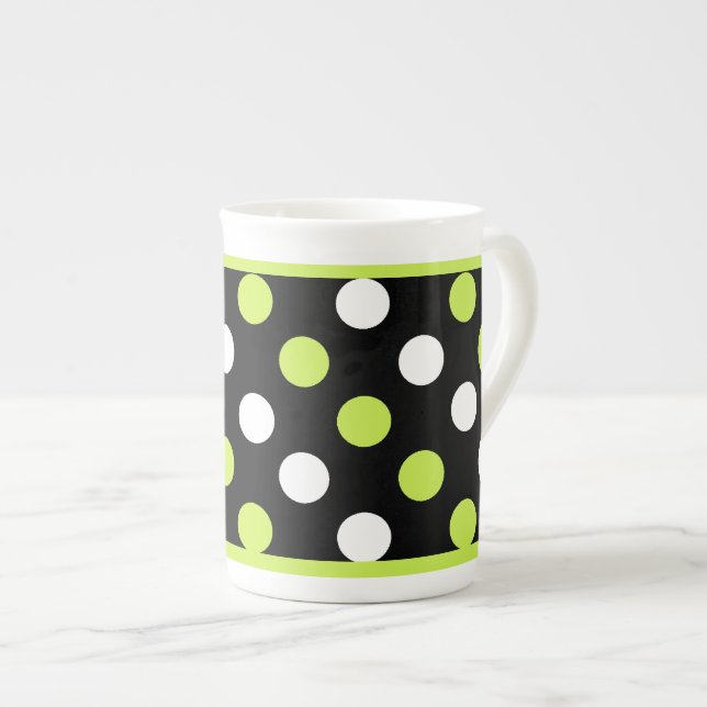 Chic Black, White & Chartreuse Polka Dot Prozellantasse (Vorderseite Rechts)