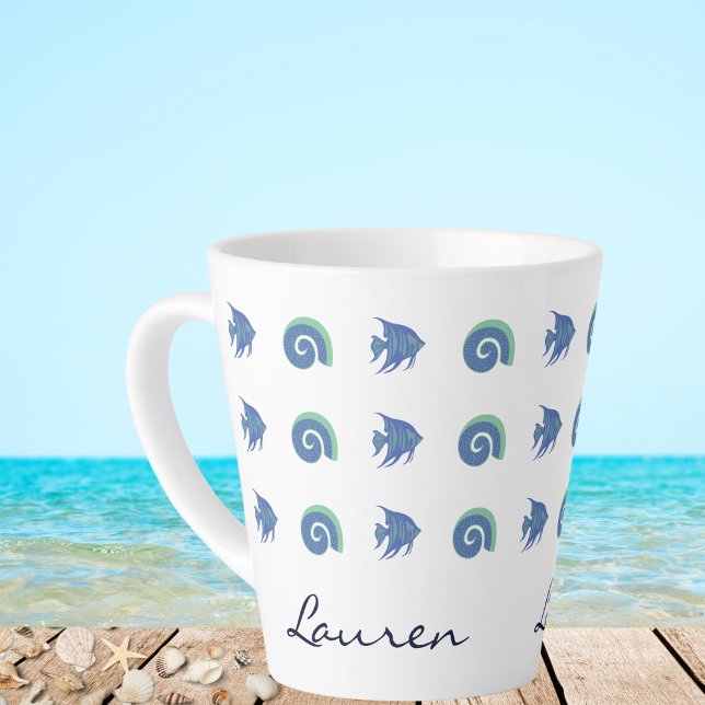 Chic Blue and White Fish Muscheln Beach House Milchtasse (Von Creator hochgeladen)