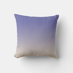 Chic Blue Off-White Ombre Dip Dye Kissen