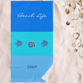 Chic Blue Stripes Name Muschel und Fisch Strandtuch
