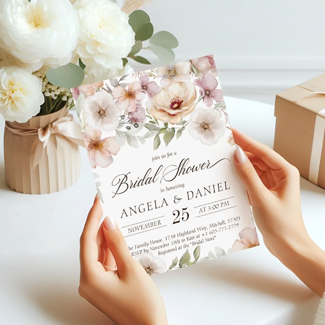 Chic Blumenbräune zum Aquarellfarben-Brautparty Einladung (Chic Floral Bride to Be Watercolor Bridal Shower Invitation)