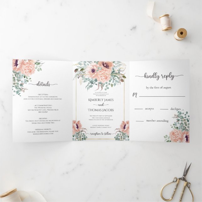 Chic Blush Floral Mariage Invitation Tri-Fold (Intérieur)