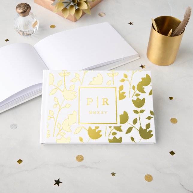 Chic Botanical Floral Print Monogram Wedding Gästebuch (Vorderseite Offen)