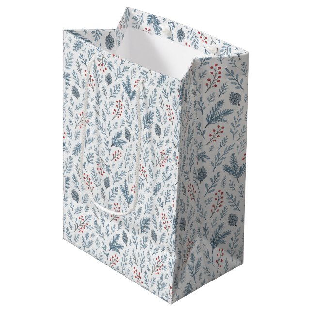 Chic Botanical Holly Berry Floral Muster Mittlere Geschenktüte (Vorderseite Schrägansicht)