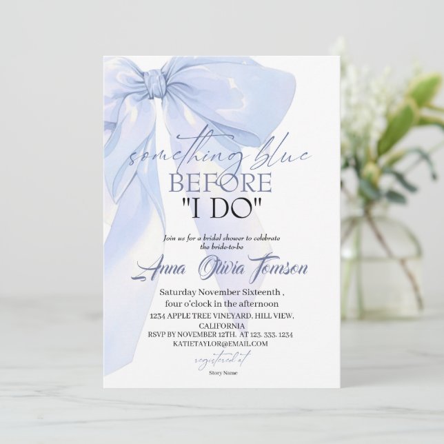 Chic Bow Something Blue Before I DO Bridal Shower Einladung (Stehend Vorderseite)
