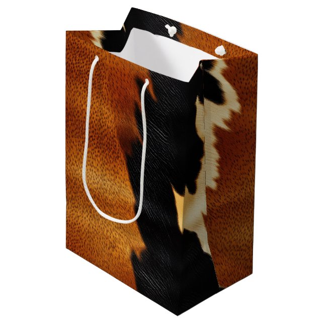 Chic Brown Black Cream Western Cowhide Mittlere Geschenktüte (Vorderseite Schrägansicht)