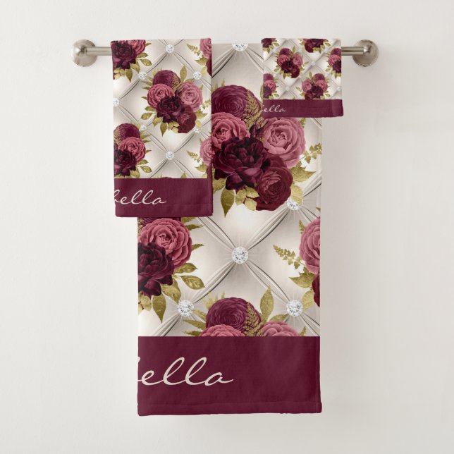 Chic Burgundy Gold Floral Diamant getuftetes Muste Badhandtuch Set (Insitu)