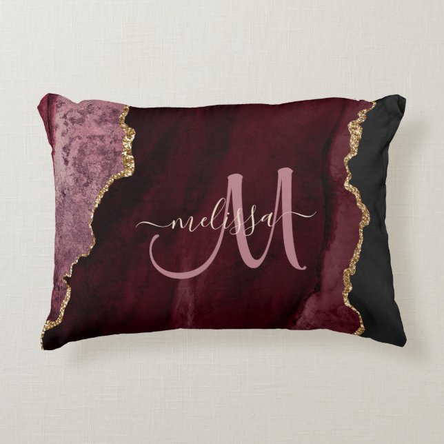 Chic Burgundy Gold Glitzer Agate Custom Monogram Dekokissen (Vorderseite)
