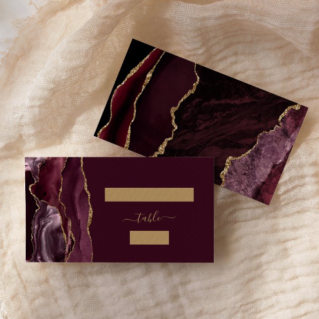 Chic Burgundy Red Gold Agate Wedding Escort Platzkarte (Von Creator hochgeladen)