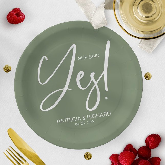 Chic Calligraphy Sie sagte Yes Engagement Party Pappteller (Von Creator hochgeladen)