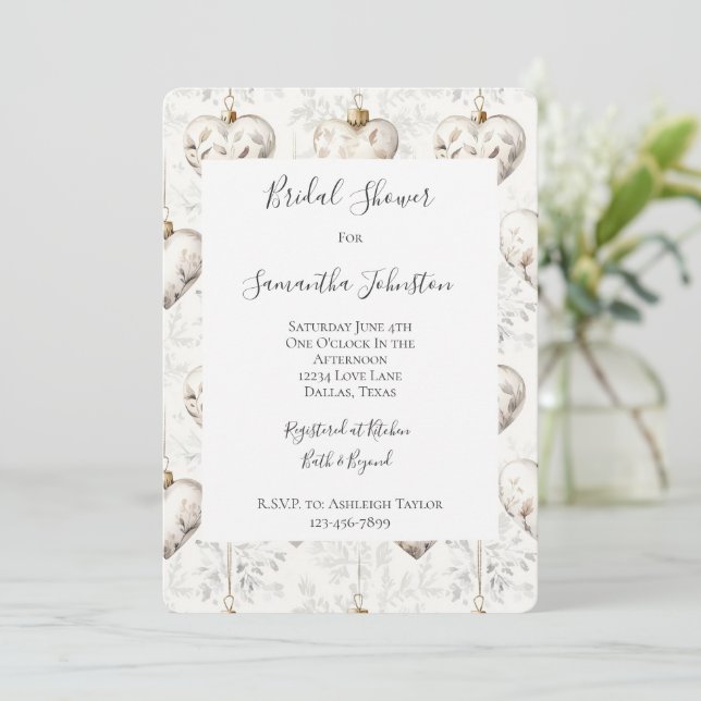 Chic Cream Grey Hearts Ornaments Bridal Shower Einladung (Stehend Vorderseite)