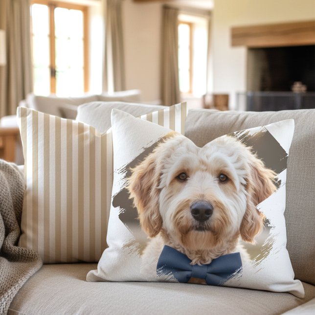 Chic Custom Photo Paint Brushstroke Dog Beige Kissen (Von Creator hochgeladen)