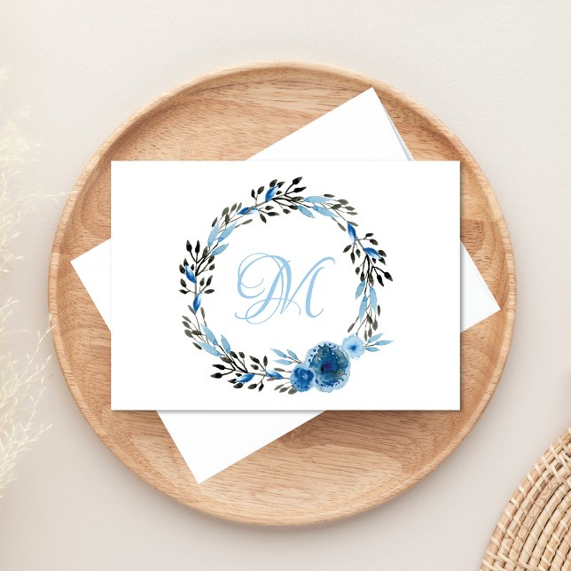 Chic Dusty Blue Rose Wreath Monogram (Von Creator hochgeladen)