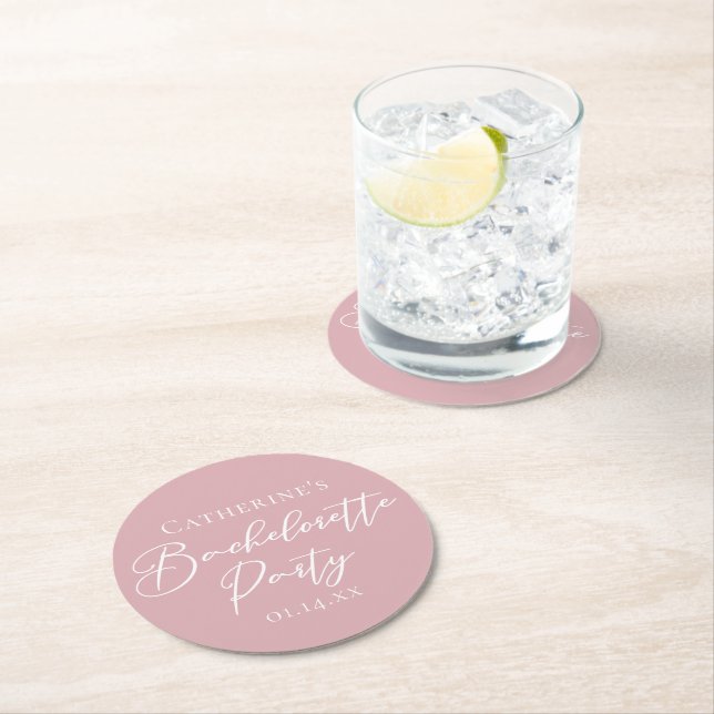 Chic Dusty Rose Pink Bachelorette Party Custom Runder Pappuntersetzer (Vor Ort)