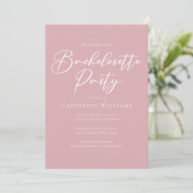 Chic Dusty Rose Pink Bachelorette Party Einladung (Stehend Vorderseite)