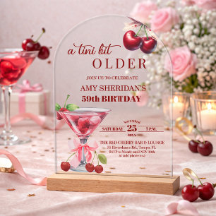 Chic Ein Tini Bit Älter Cherry Martini 59. Geburts Acryleinladungen