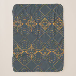 Chic, elegant, einfach geometrisch gegliedert sherpadecke