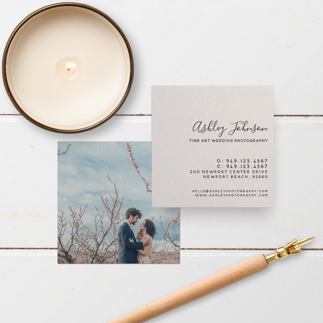 Chic Elegant Fotograf Foto Typografie Blush Quadratische Visitenkarte (Von Creator hochgeladen)