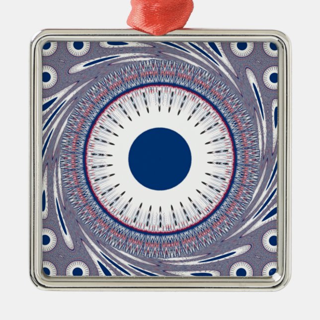 Chic Energetic Eye Design: Ein mesmerisierendes Mu Silbernes Ornament (Vorne)