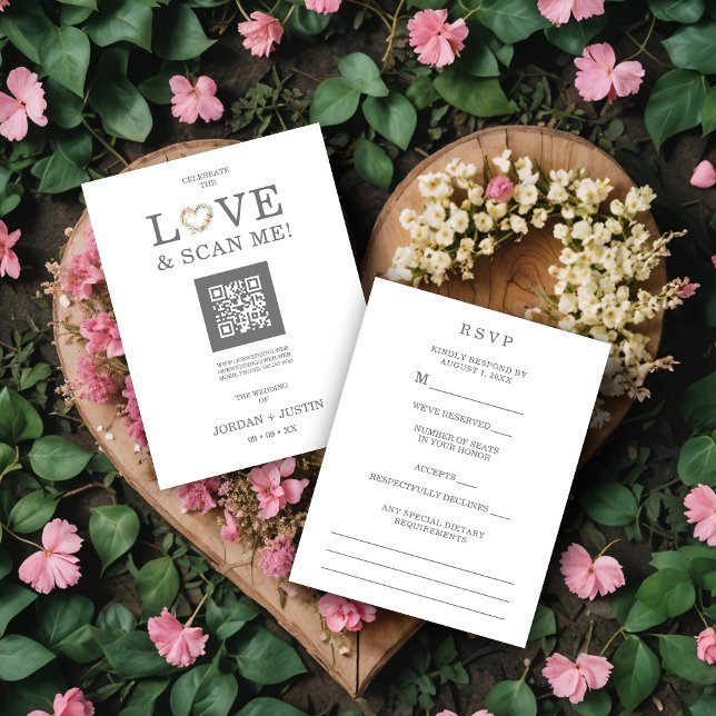 Chic Exquisite Love Quote Pink Floral Heart-Shape  RSVP Karte (Chic Exquisite Love Quote Pink Floral Heart-Shape Wreath Wedding RSVP Cards.)