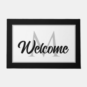 Chic Family Monogram Welcome Mat Schwarz-weiß Grau Fußmatte