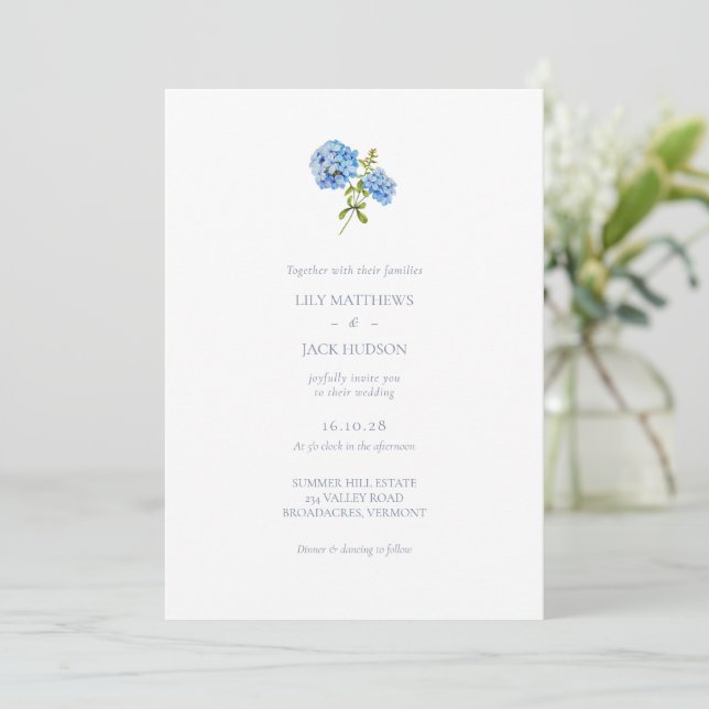 Chic Floral Hydrangea Non Foto Hochzeit Einladung (Stehend Vorderseite)