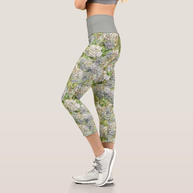 Chic Floral Lavendel Gray Hydrangea Muster Capri Leggings (Links)