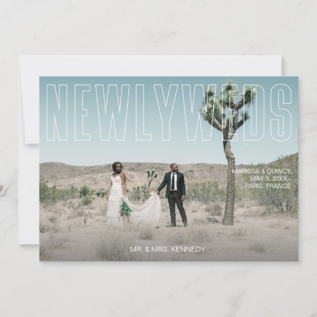 Chic Foto & Newlyweds Typografie Horizontal Einladung (Vorderseite)