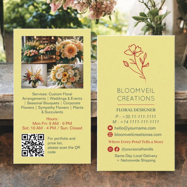 Chic gelb minimalistisch florist Fotos qr Visitenkarte (Chic yellow minimalist florist photos qr code business card)