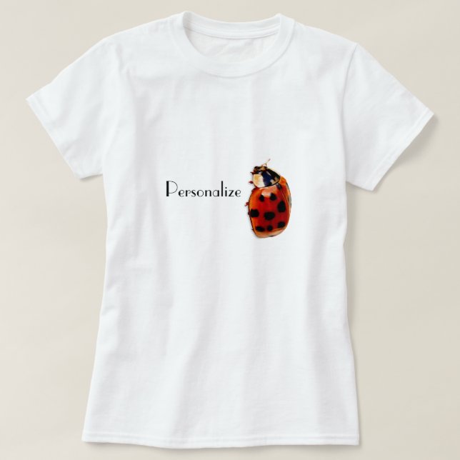 Chic-gepunkteter Marienkäfer mit Namen T-Shirt (Design vorne)