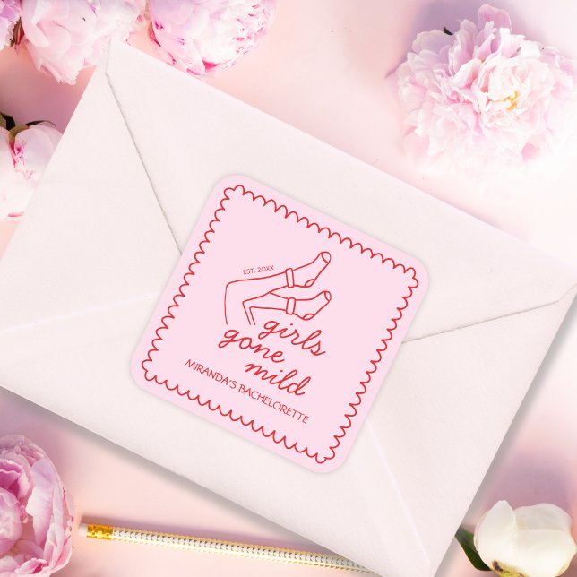 Chic Girls Gone Mild handgeschriebene Bachelorette Quadratischer Aufkleber (Chic Girls Gone Mild Handwritten Bachelorette Square Sticker)