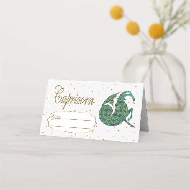 Chic Gold Capricorn Zodiac Birthday Platzkarte (Vorderseite)