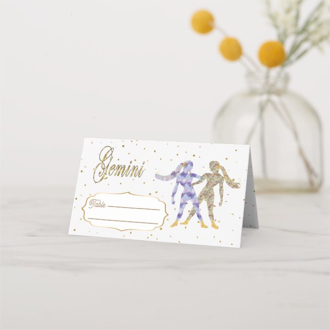 Chic Gold Gemini Zodiac Geburtstag Platzkarte (Vorderseite)