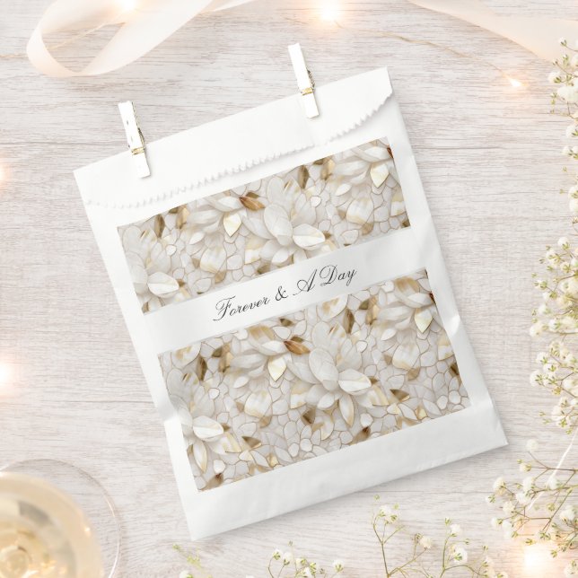 Chic Gold Glam White Lotus Blume Hochzeit Geschenktütchen (Ausgeschnitten)