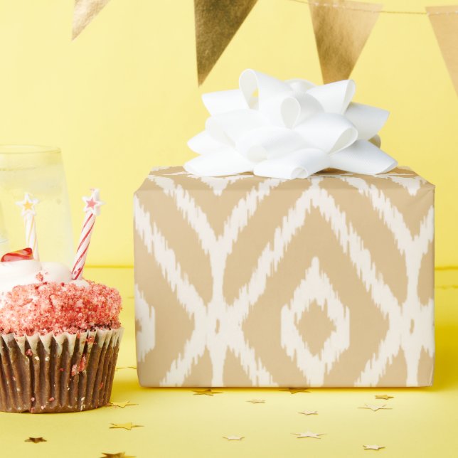 Chic Gold Ikat Stamm Diamant Muster Geschenkpapier (Geburtstagsparty)