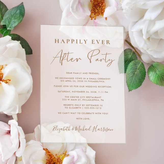 Chic Gold Script Hochzeitsempfang Mattiert Acryleinladungen (Celebrate your Happily Ever After in style with our elegant acrylic wedding reception invitations)