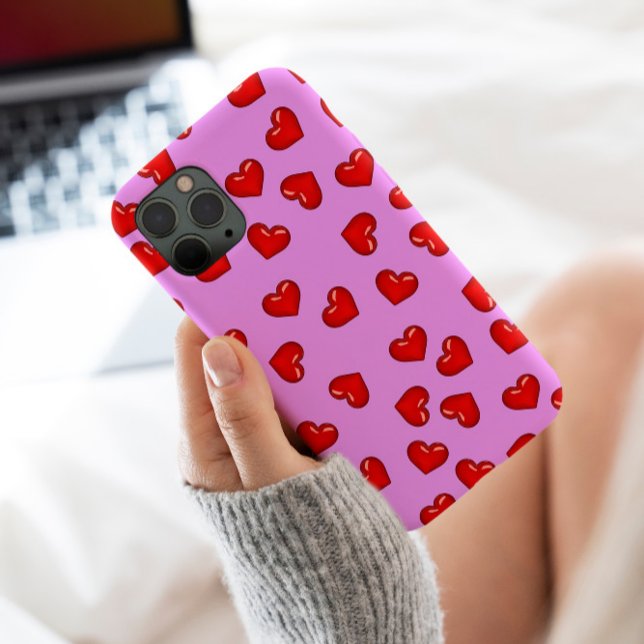 Chic Liebhaber Rotes Herzmuster auf elegante lila Case-Mate iPhone Hülle (Von Creator hochgeladen)