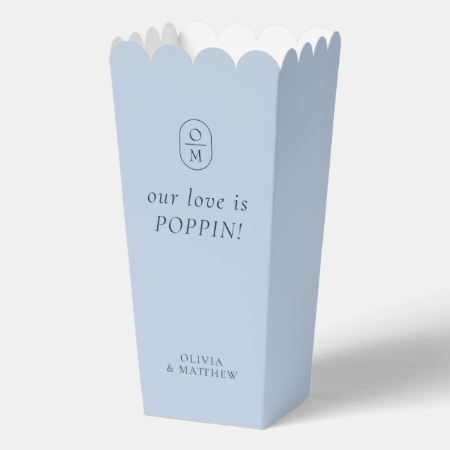 Chic Light Pastel Biue Monogram Popcorn Favor Box Geschenkschachtel (Vorderseite)