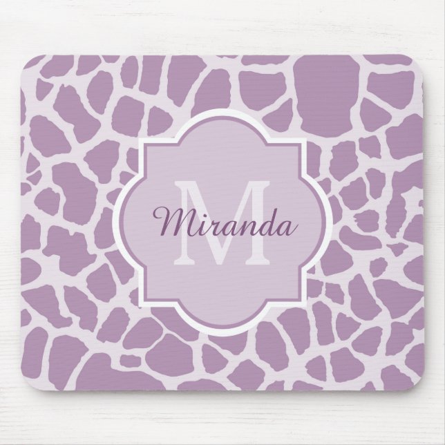 Chic-lila Giraffen-Druck mit Monogramm und Namen Mousepad (Vorne)