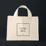 Chic Minimal Französisch Monogramm Vater der Braut Mini Stoffbeutel<br><div class="desc">Chic und minimalfranzösisch, Pariser inspiriert, monochrome schwarz-weiß personalisierter Vater der Braut Mini-Tote-Tasche. Eine Tote Tasche kann ein guter Weg sein, um Ihrem Vater für seine Liebe und Unterstützung an Ihrem besonderen Tag zu danken. Dieser Totenbeutel des Vaters der Braut eignet sich hervorragend für Geschenke wie einen personalisierten angesagten Kolben, eine...</div>