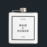 Chic Minimal French Black & White Trauzeugin Flachmann<br><div class="desc">Chic und minimalistisch französisch,  Pariser inspiriert,  monochrome personalisierte Trauzeugin angesagt Flasche. Passen Sie Ihre Trauzeugin und Ihr Hochzeitsziel in einem schicken serifenlosen Schriftart an. Entworfen,  um unsere schicke Minimal Französisch Black & White Wedding Collection zu entsprechen.</div>