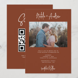 Chic Minimalistisch Script Terracotta Wedding QR C Einladung