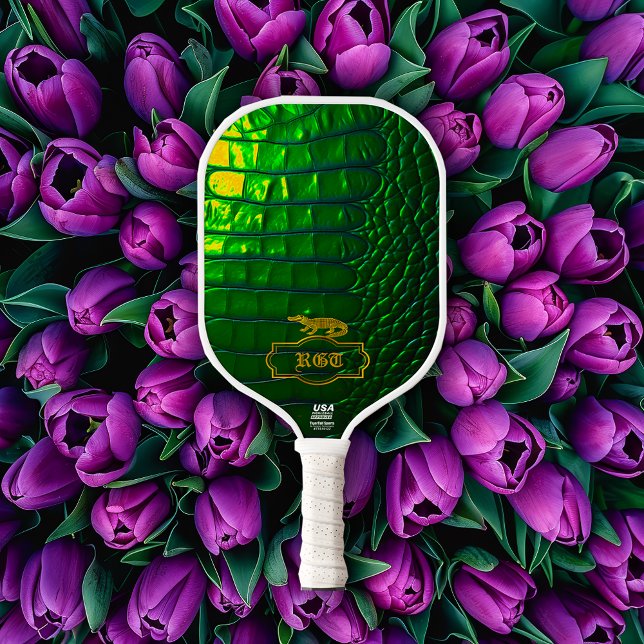 Chic Mit Monogramm Iridescent Green Pickleball Schläger (Stylish Iridescent Green Faux Croc Pickleball Paddle )