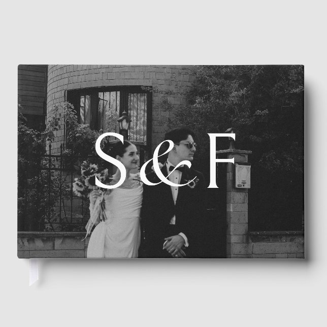 Chic Modern Monogram Script Wedding Gästebuch (Vorderseite)
