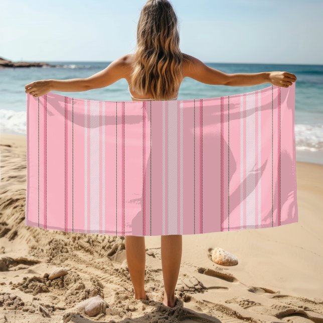 Chic Modern Pink Strip Muster Strandtuch (Von Creator hochgeladen)
